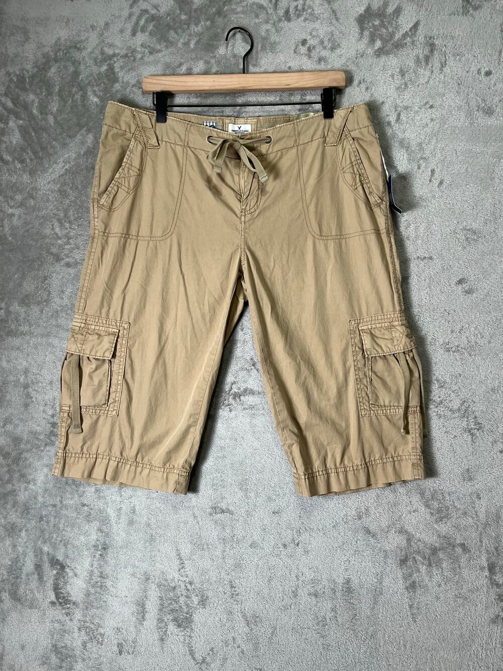 American Eagle Khaki Cargo Bermuda Shorts Drawstring Utility Outdoorsy 12 New